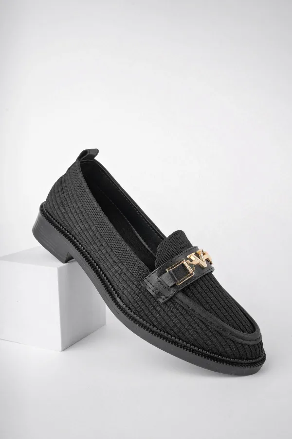 Mocassins décontractés pour femmes Muggo WINCE en maille, avec boucle métallique.