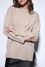 Pull Antioch beige pour femme avec détail fendu