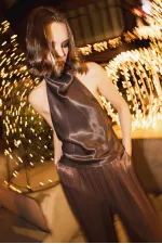 Haut dos nu en satin couleur café Antioch pour femme