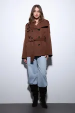 Antioch Kahve Dik Yaka Kruvaze Kadın Kaban