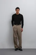 Pull basique pour homme Antioch noir à texture douce