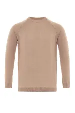 Pull en maille Antioch Mink à col rond et coupe ajustée