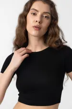 T-shirt court noir Antioch pour femmes