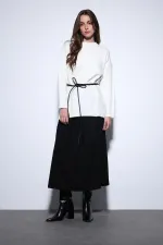 Pull Antioch Off-White pour femme avec détail fendu