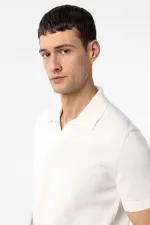 T-shirt Antioch Ecru 100% coton à col Apache en maille