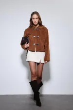 Veste en fausse fourrure boutonnée ornée de café Antioch