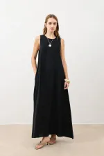 Antioch Siyah Dökümlü Halter Yaka Midi Elbise