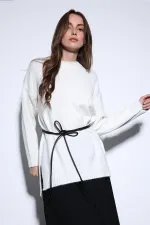Pull Antioch Off-White pour femme avec détail fendu