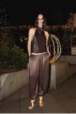 Haut dos nu en satin couleur café Antioch pour femme