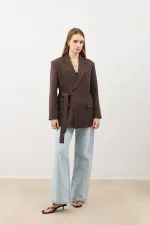 Blazer Antioch marron foncé avec ceinture pour femme