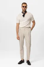 T-shirt basique Antioch écru à col en V pour homme