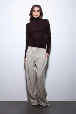 Antioch Kahve Dik Yaka Triko Kazak