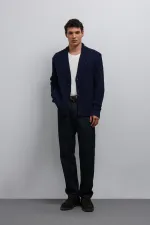 Gilet texturé bleu marine Antioch pour homme avec motif tressé