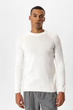 Antioch Off-White Crew Neck Slim Fit Knitted Sweater