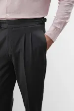 Pantalon homme Antioch anthracite taille haute plissé coupe carotte