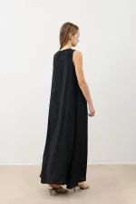 Antioch Siyah Dökümlü Halter Yaka Midi Elbise