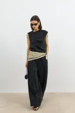 Antioch Siyah Lyocell Karışımlı Düğmeli Kadın Top