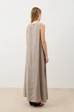 Robe midi Antioch Mink drapée à col halter