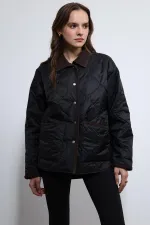 Antioch Siyah Kontrast Yaka Desenli Mont