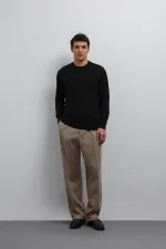 Pull basique pour homme Antioch noir à texture douce