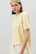Antioch Sarı Dökümlü Kadın T-Shirt
