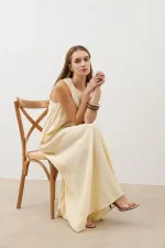 Robe midi jaune Antioch drapée à col halter