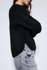 Antioch Siyah Düğme Detaylı Triko Kazak