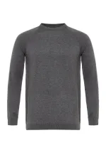 Pull en maille Antioch gris fumé à col rond et coupe ajustée
