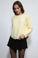 Pull en maille jaune Antioch avec boutons