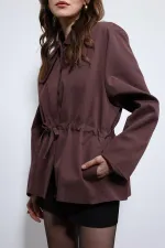 Antioch Bordo Ayarlanabilir Bele Sahip Kısa Trençkot