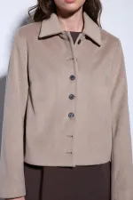 Veste courte en cachemire Antioch beige à col chemise