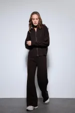 Ensemble pull à capuche et pantalon large en maille Antioch Coffee