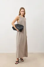 Robe midi Antioch Mink drapée à col halter