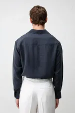 Chemise homme Antioch bleu marine en mélange lyocell à col large