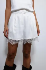 Antioch Ekru Dantel Detaylı Saten Şort