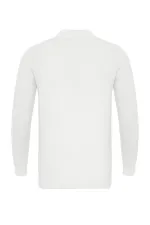 Antioch Off-White Crew Neck Slim Fit Knitted Sweater