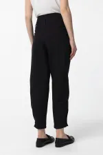 Antioch Siyah Yüksek Bel Paçası Düğmeli Fit Kadın Pantolon