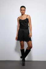 Antioch Siyah Dantel Detaylı Saten Şort