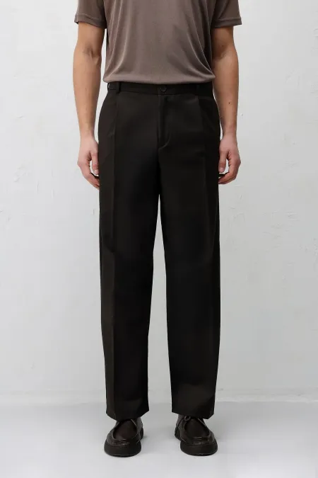 Antioch Koyu Kahve Pileli Relaxed Fit Erkek Pantolon