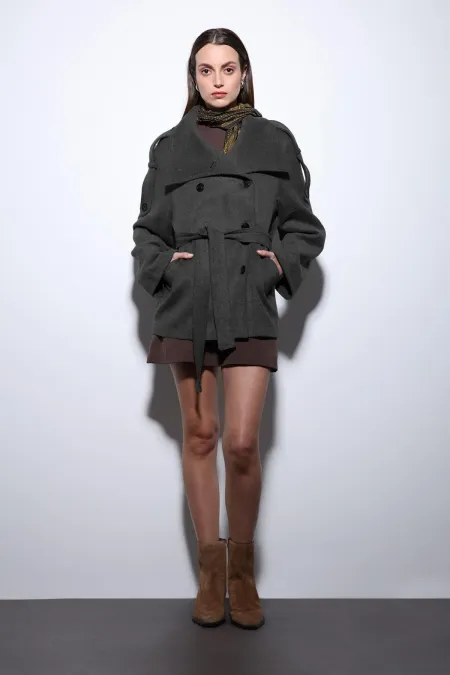 Antioch Antrasit Dik Yaka Kruvaze Kadın Kaban