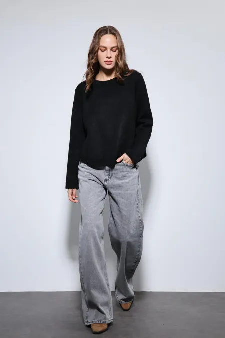 Antioch Siyah Düğme Detaylı Triko Kazak