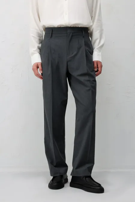 Antioch Gri Relaxed Fit Pileli Erkek Pantolon Antioch Gri Relaxed Fit Pileli Erkek Pantolon