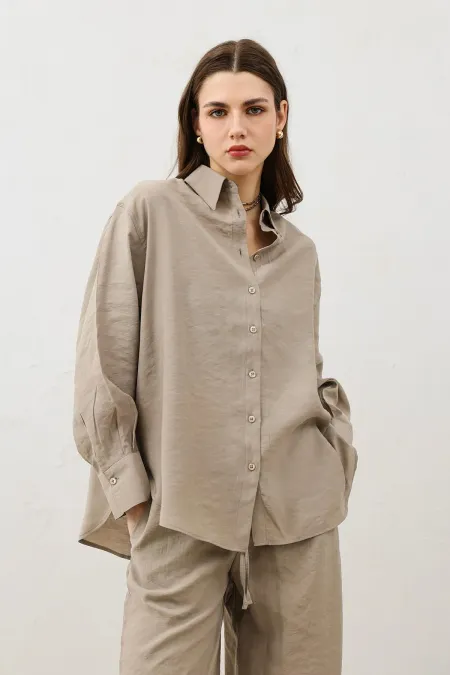 Antioch Bej Dökümlü Oversize Kadın Gömlek