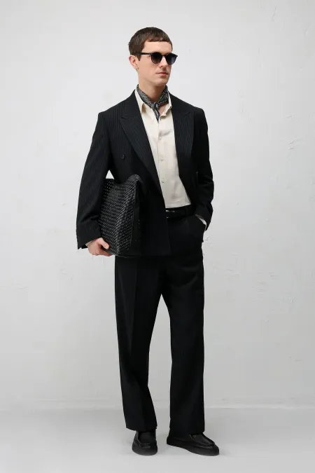 Costume rayé noir Antioch coupe décontractée pour homme