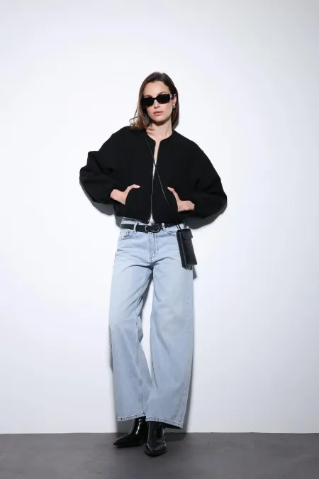 Veste courte noire Antioch avec taille élastique pour femme