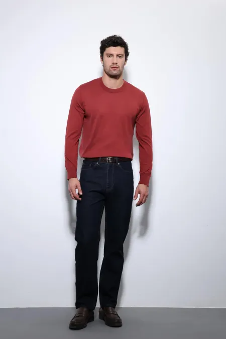 Pull basique pour homme Antioch Burgundy à texture douce