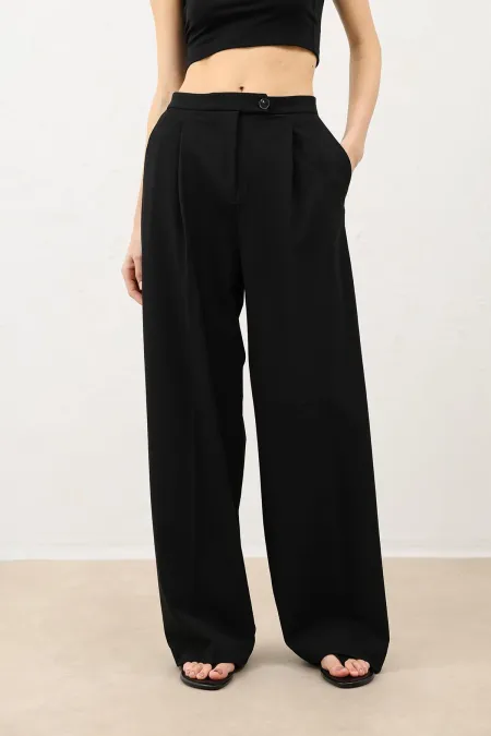 Antioch Black High-Waisted Pleated Women's Trousers