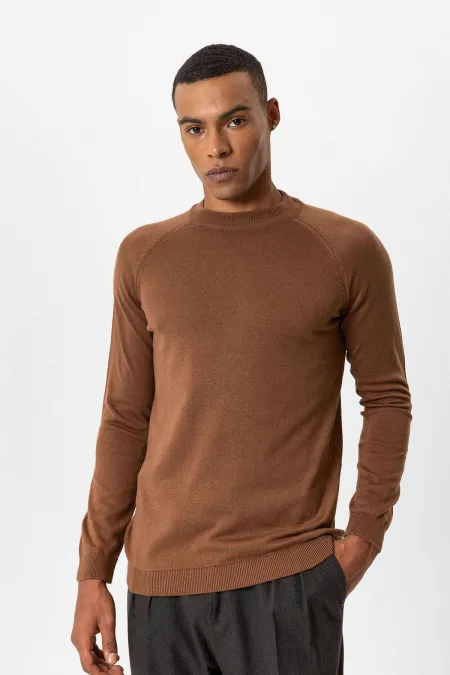Pull en maille à col rond et coupe ajustée Antioch Coffee