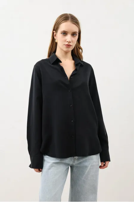 Antioch Black Premium Women's Shirt