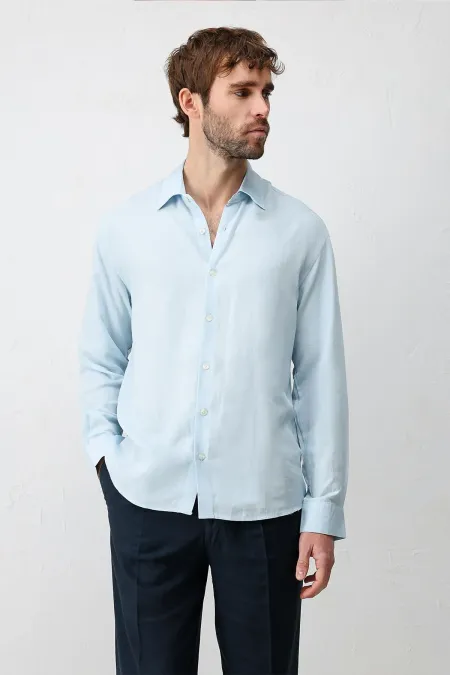 Chemise homme Antioch Bebe bleue en lin mélangé, coupe décontractée